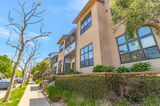 2925 Glascock St in Oakland, CA - Building Photo - Building Photo