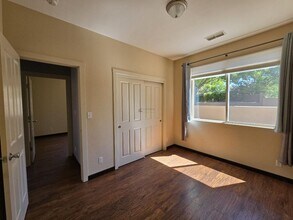 9 Autumn Light Pl in Santa Fe, NM - Building Photo - Building Photo