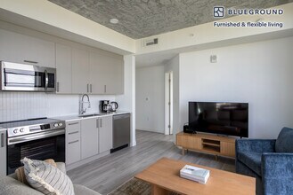 23 NE 17th Ter in Miami, FL - Building Photo - Building Photo