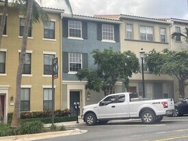 608 Fern St in West Palm Beach, FL - Building Photo