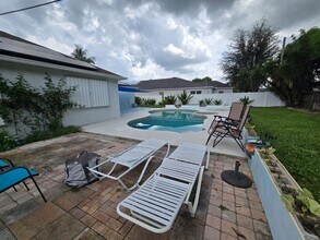 862 SW Carmelite St in Port St. Lucie, FL - Building Photo - Building Photo