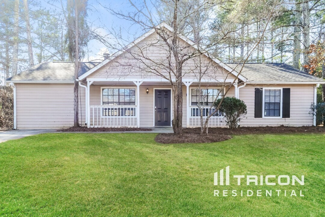345 Windsor Walk SE in Conyers, GA - Building Photo