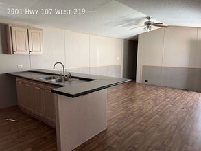 2901 TX-107 in McAllen, TX - Foto de edificio - Building Photo