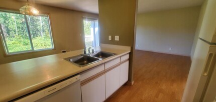 4225 Wintergreen Cir in Bellingham, WA - Building Photo - Building Photo