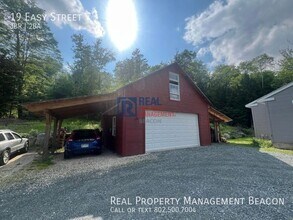 19 Easy St in Enfield, NH - Building Photo - Building Photo