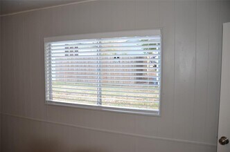 1209 Vance St in Taylor, TX - Building Photo - Building Photo