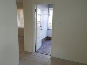 2424 S Lake Letta Dr, Unit 7 in Avon Park, FL - Building Photo - Building Photo