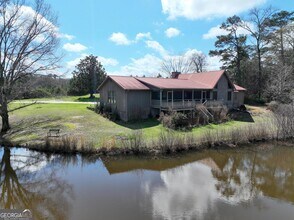 6780 Johnson Rd in Palmetto, GA - Building Photo - Building Photo