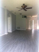 10303 Beneva Dr in Tampa, FL - Building Photo - Building Photo