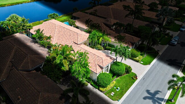 119 Esperanza Way in Palm Beach Gardens, FL - Building Photo - Building Photo