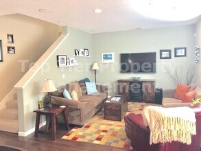 1400 Trailside Cir in Concord, CA - Building Photo - Building Photo