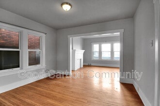 2269 Delaware Ave in Buffalo, NY - Building Photo - Building Photo