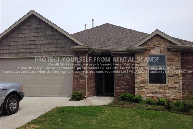 property at 2852 W Millstone Dr