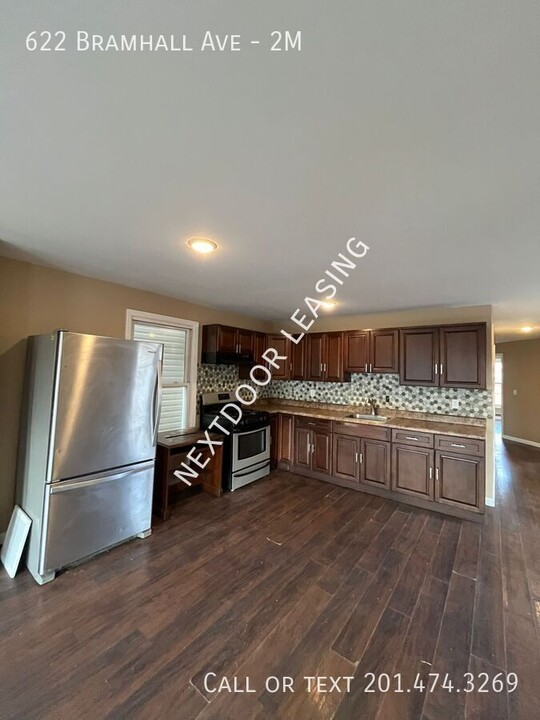622 Bramhall Ave in Jersey City, NJ - Building Photo