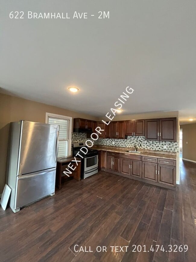 property at 622 Bramhall Ave