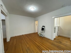 170 Maple St in Malden, MA - Building Photo - Building Photo