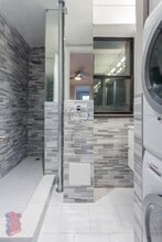 16 E 116th St in New York, NY - Building Photo - Building Photo