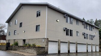 210 5th Ave NE in St. Cloud, MN - Building Photo