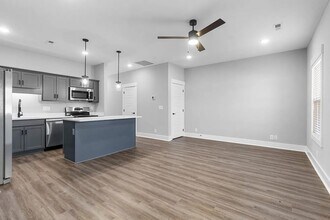 508 Jonathan Wade Cir in Clarksville, TN - Building Photo - Building Photo