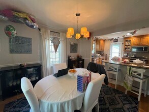 65 Buell St in North Haven, CT - Building Photo - Building Photo