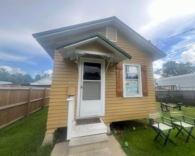 property at 311 Gum St