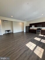 320 Main St in Royersford, PA - Building Photo