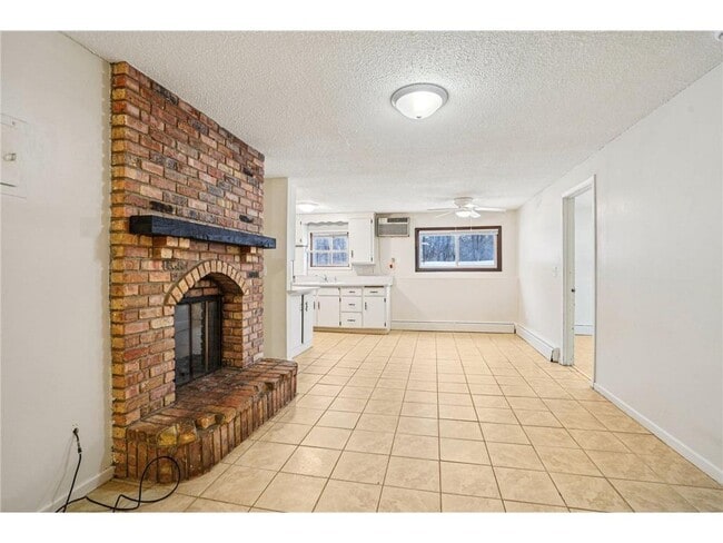 17256 Kenyon St NE in Ham Lake, MN - Building Photo - Building Photo