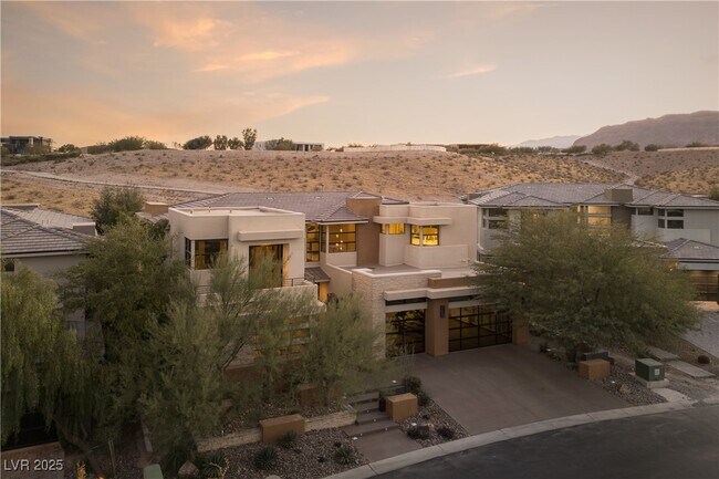 80 Glade Hollow Dr in Las Vegas, NV - Building Photo - Building Photo