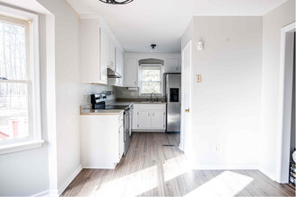 5412 Holly Pines Dr in Chesterfield, VA - Building Photo - Building Photo