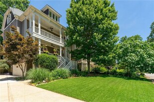 891 Paoli Ave SE in Atlanta, GA - Building Photo