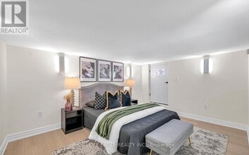 244 Simcoe Rd in Bradford West Gwillimbury, ON - Building Photo - Building Photo