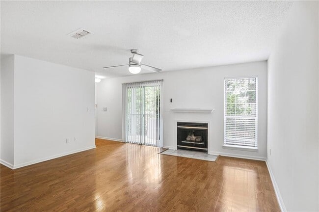 432 Granville Ct in Atlanta, GA - Building Photo - Building Photo