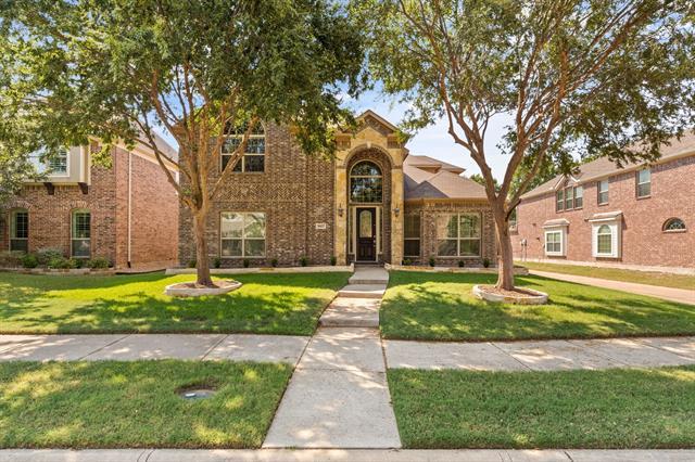 property at 10437 Chantry Ln