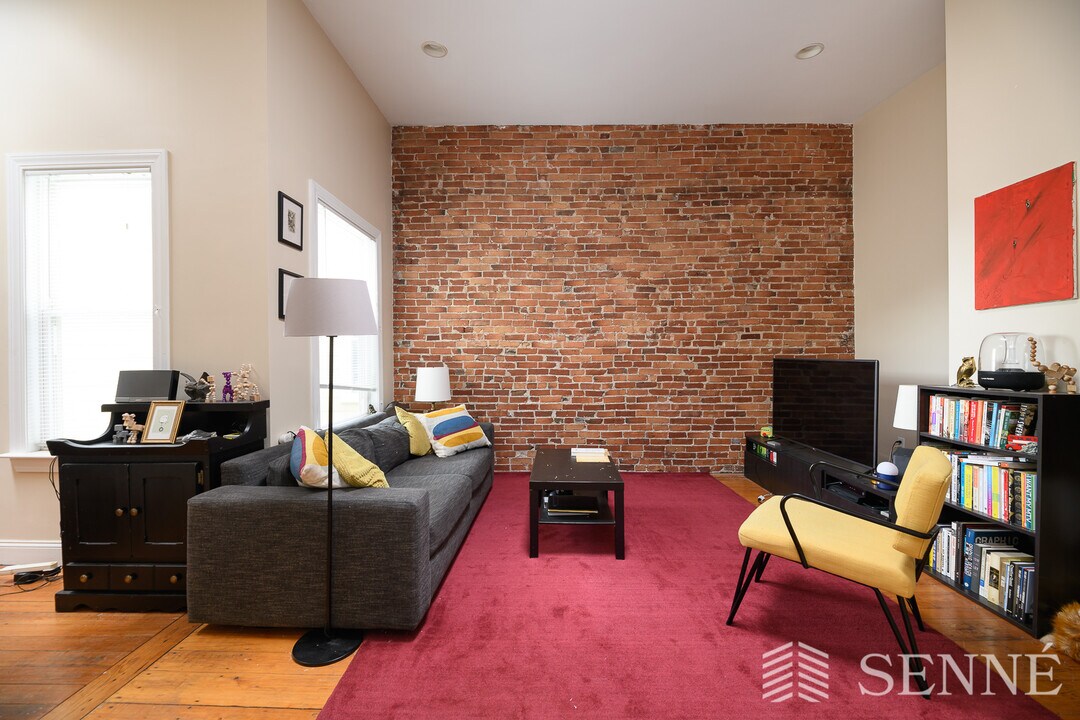 248 Somerville Ave in Somerville, MA - Building Photo