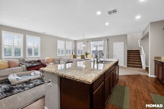 5309 Ocean Ln in Elk Grove, CA - Building Photo - Building Photo