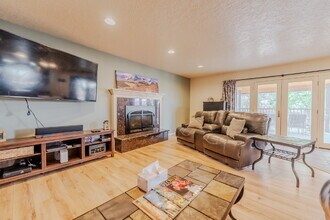 2115 Tesoro Pl in Farmington, NM - Building Photo - Building Photo