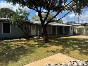 207 Eastley Dr in San Antonio, TX - Building Photo - Building Photo