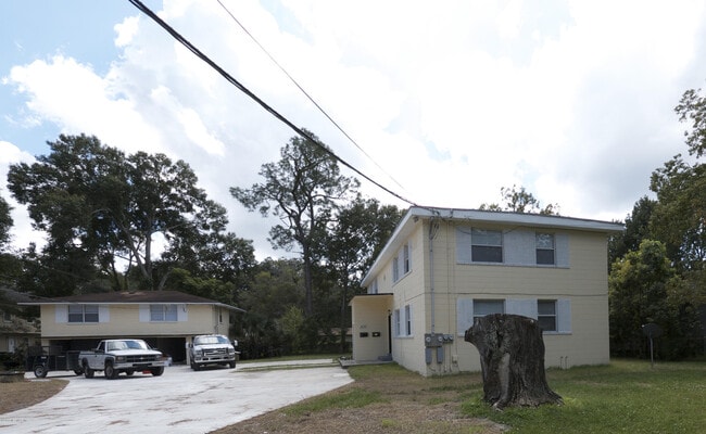 property at 2036 Inwood Terrace