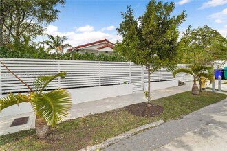 1450 SW 20th Ave in Miami, FL - Building Photo - Building Photo