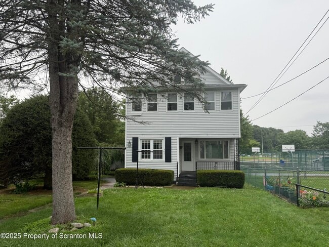 property at 1906 Farr St