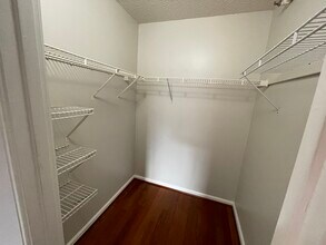 1024 N Utah St, Unit 518 in Arlington, VA - Building Photo - Building Photo