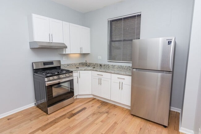 71 E 56th St in Chicago, IL - Foto de edificio - Building Photo