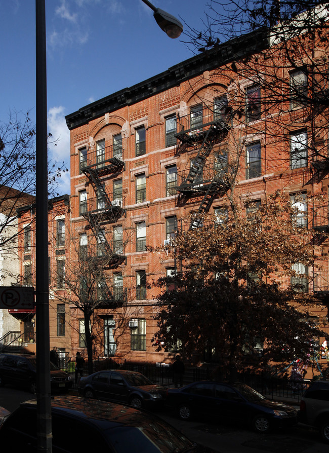 West 132Nd Street Cluster in New York, NY - Foto de edificio - Building Photo