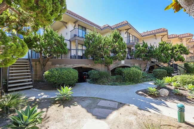 190 Del Mar Shores Terrace