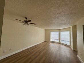 4318 Aqua Vista Dr in Orlando, FL - Building Photo - Building Photo