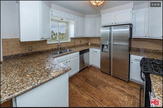 669 Benson Way in Thousand Oaks, CA - Building Photo - Building Photo