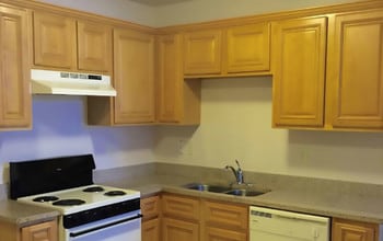 Newberry Square Apartments in Wayne, MI - Foto de edificio - Building Photo