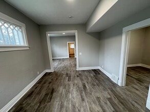 4125 Erskine St in Omaha, NE - Building Photo - Building Photo