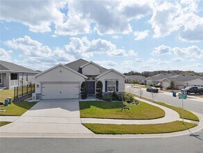 2041 Noble Dr in Davenport, FL - Building Photo - Building Photo