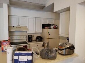 2946 S University Dr, Unit 7211 in Davie, FL - Foto de edificio - Building Photo